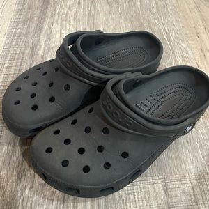 Crocs! Size mens 7 women’s 9